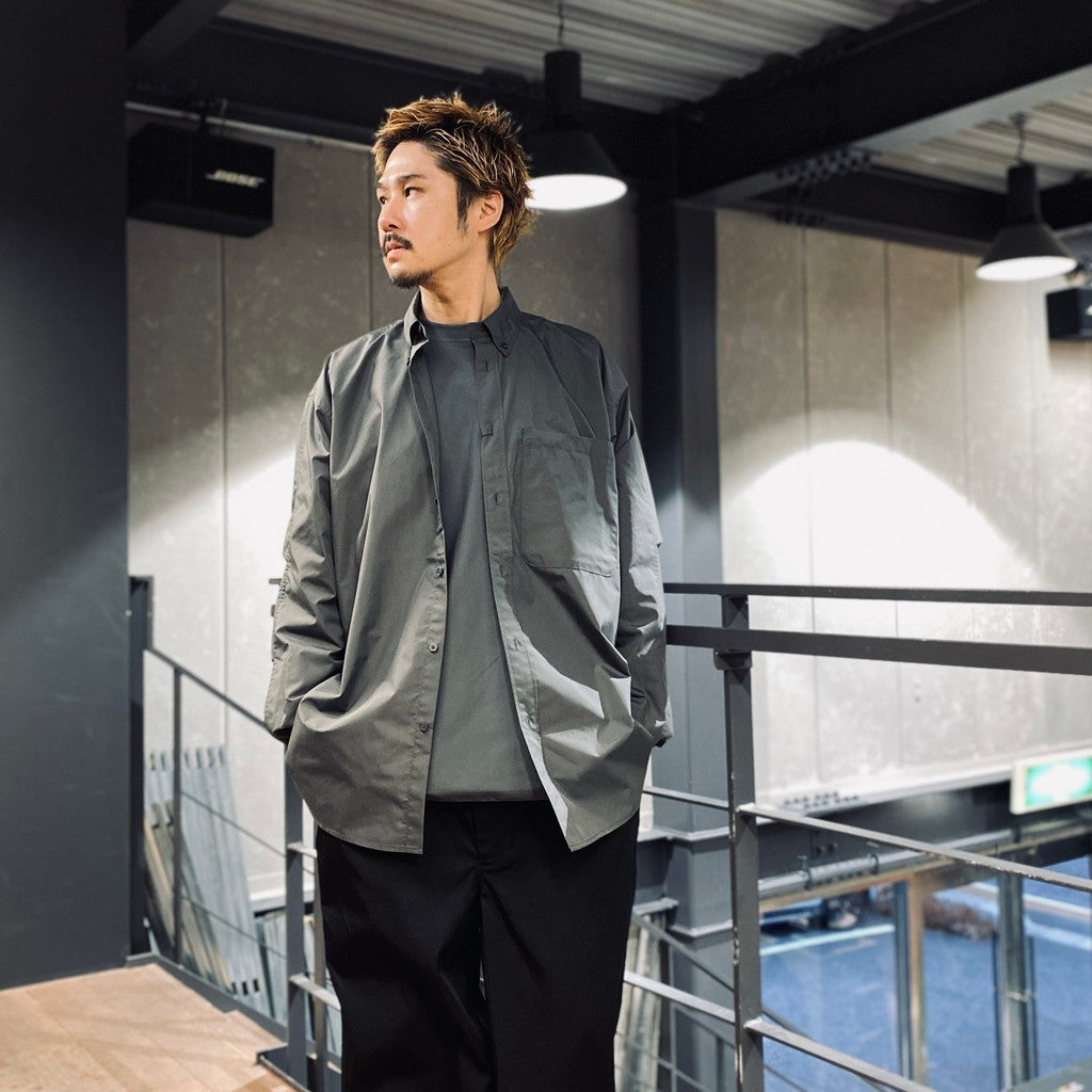 TECH BUTTON DOWN SHIRT L/S #CHARCOAL [BE-80025]