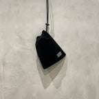 天鵝絨肩包 #黑色 [24FWE-WMA-BG01]