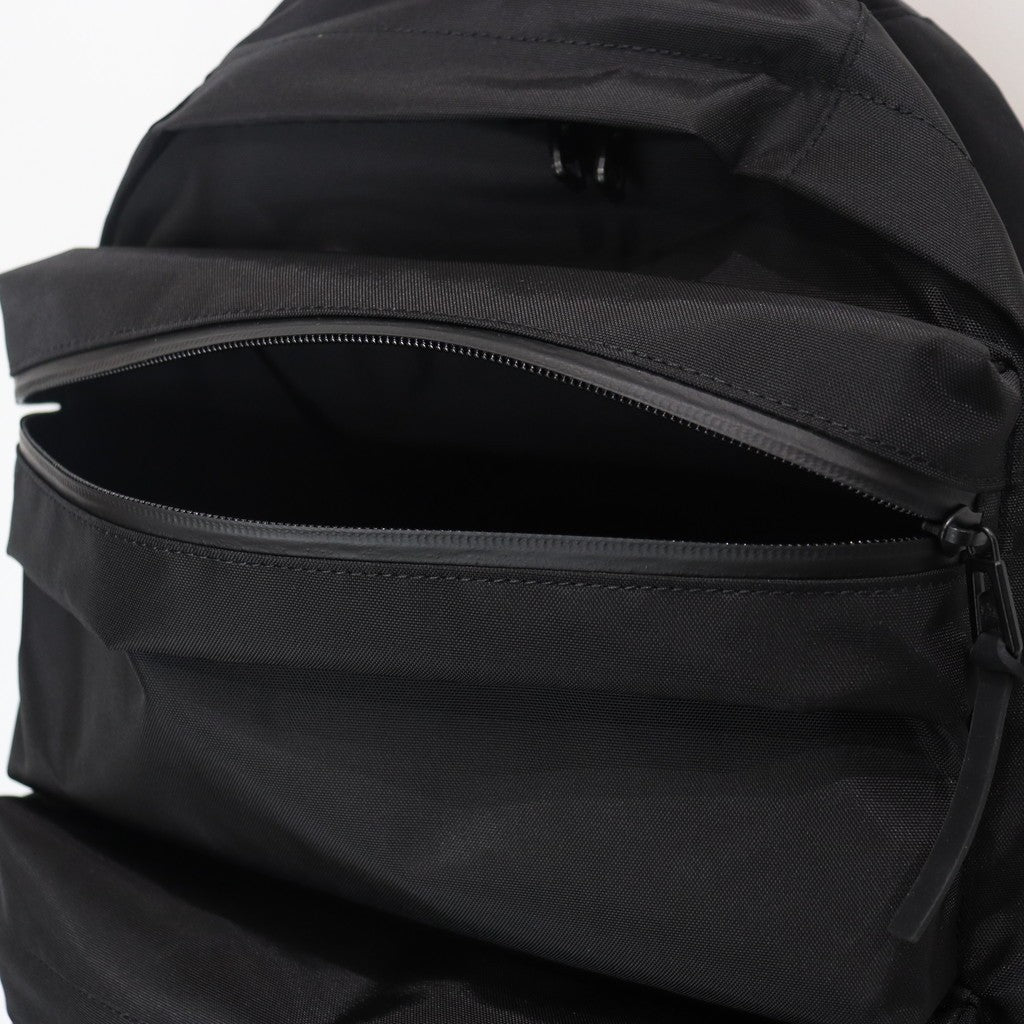 420 re/cor TECHNICAL DAY PACK #Black [FCD31251B0001]