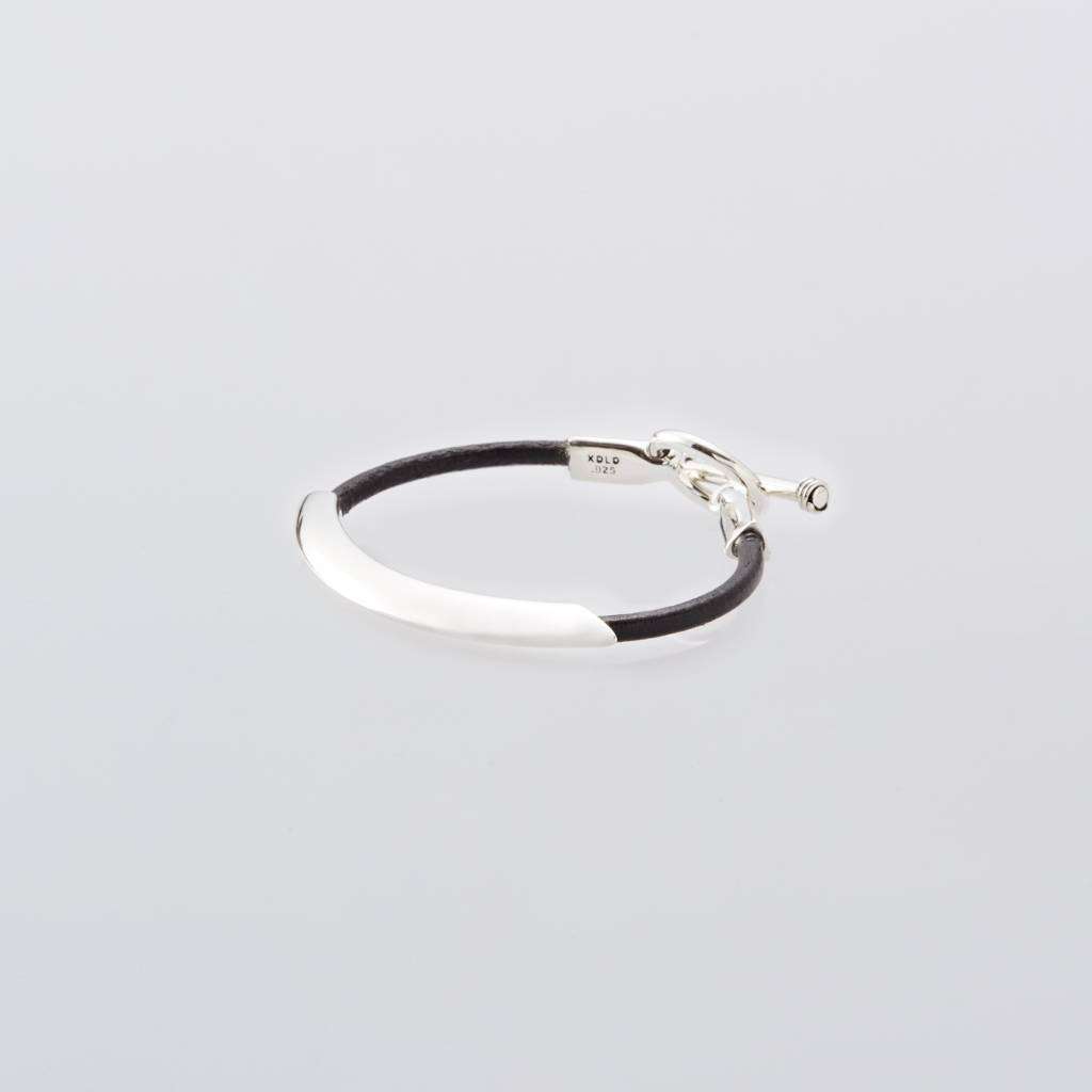 Triangle Leather Bracelet -Black- #BLACK/SILVER [XOLB003S-BLK]