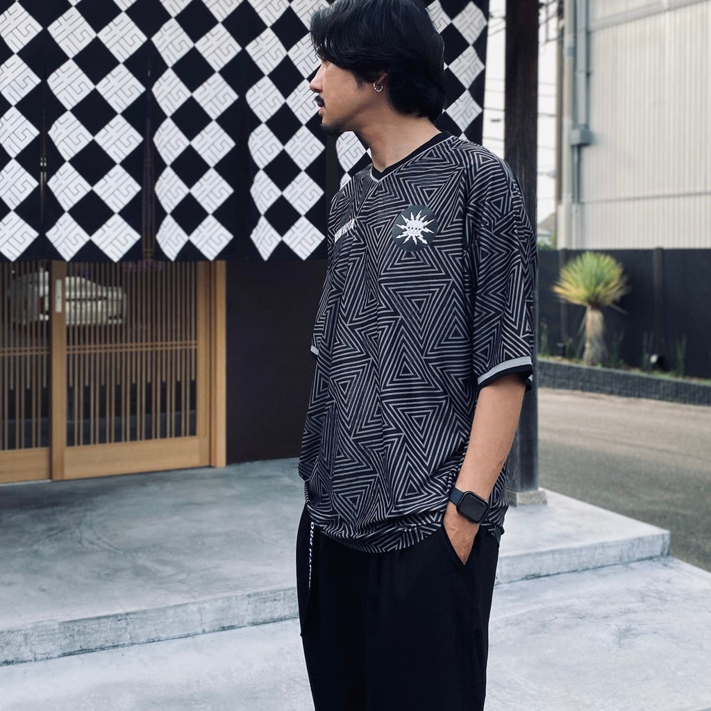 Triangle game shirts #black [BV-CUT2630110]