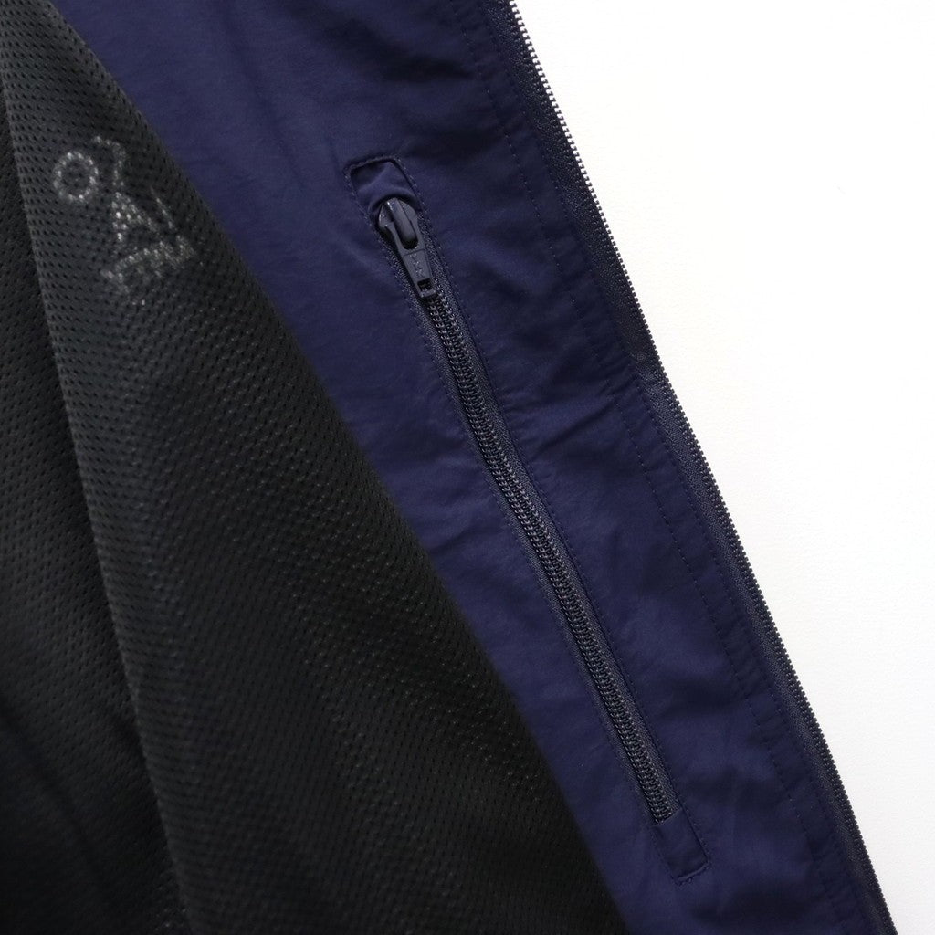 UMBRO | TRACK JACKET #NAVY [26FW-WMO-UB01]