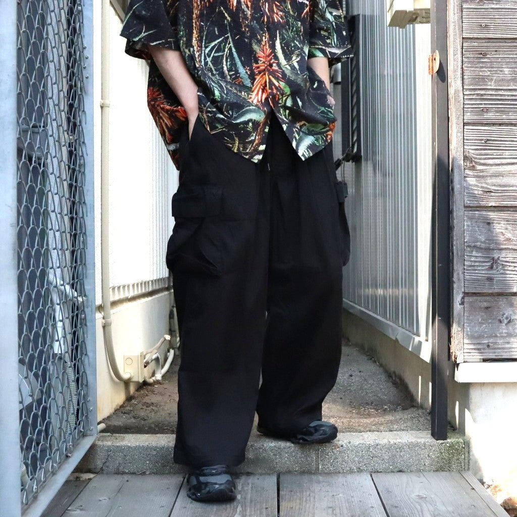 STRIPE BAGGY CARGO PANTS #Black [SU26-B06]