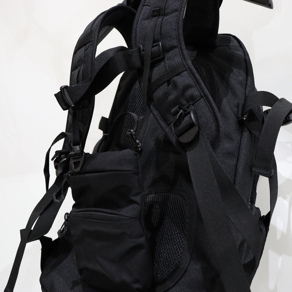 CORDURA FIRE RESISTANT VERTICAL POUCH #BLACK [FFR34233B0001]