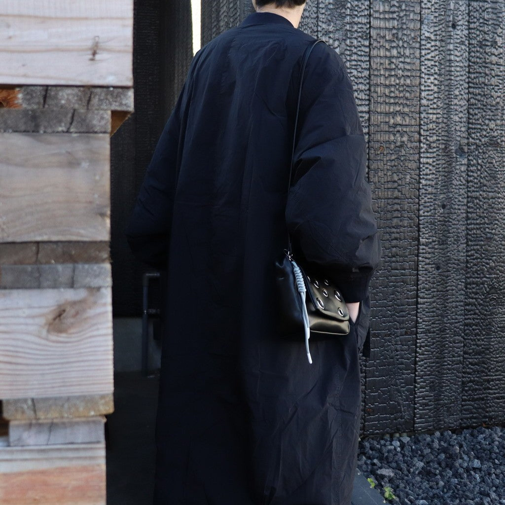 TECH LEATHER EYELET MINI POACH #BLACK [FEL34261B0006]