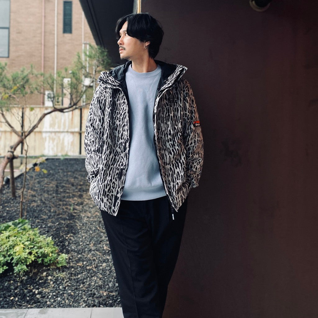 NANGA | LEOPARD MOUNTAIN PARKA #GRAY [26FW-WMO-NA08]