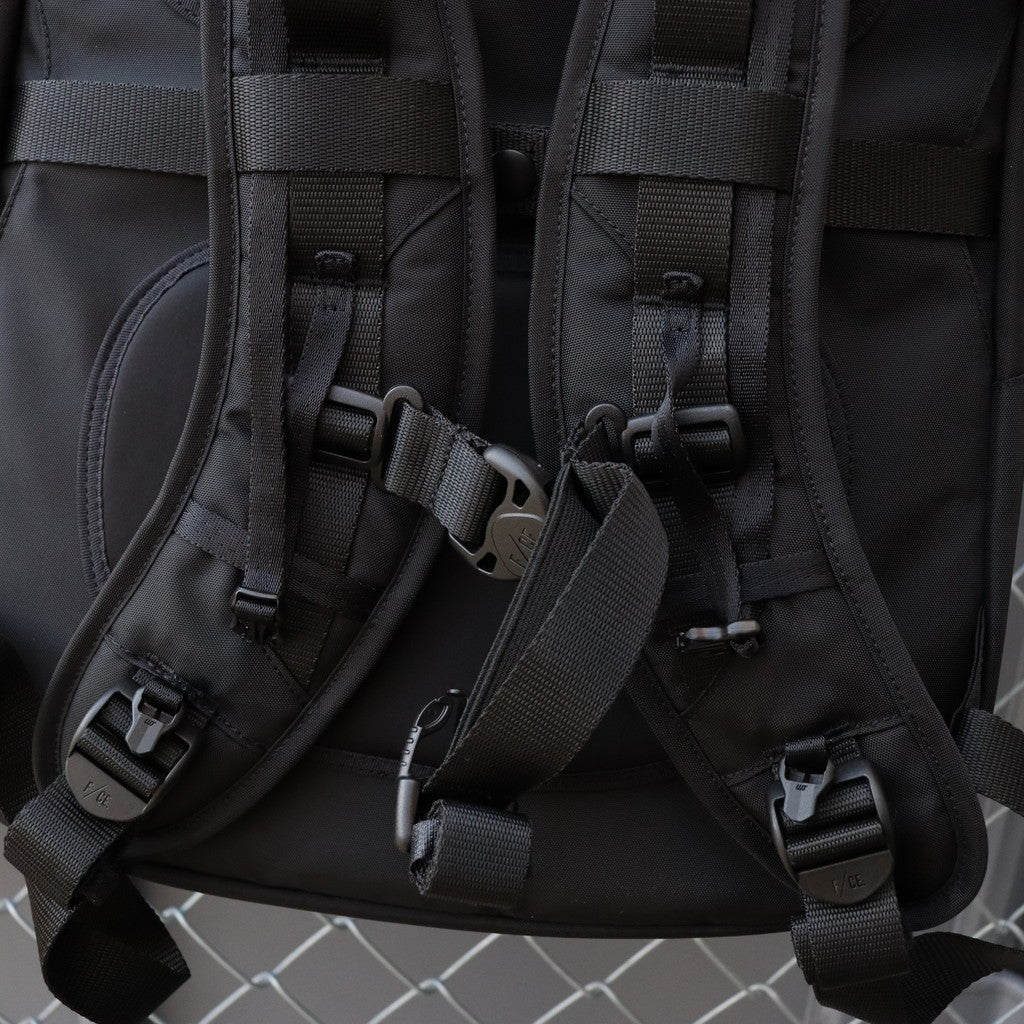 420 re/cor TRAVEL BP #BLACK [FCD30241B0001]