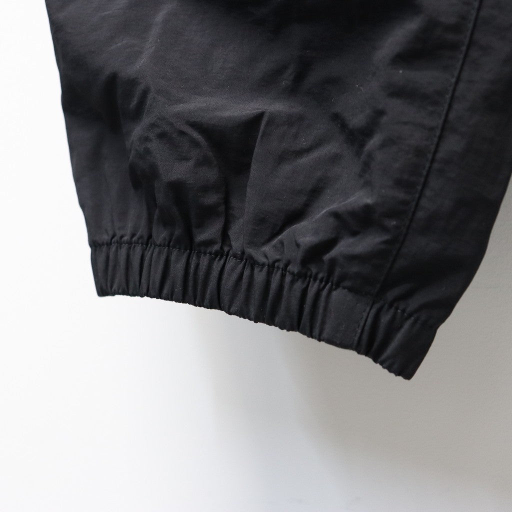 Versatile Pant #K / ブラック [NB32651]