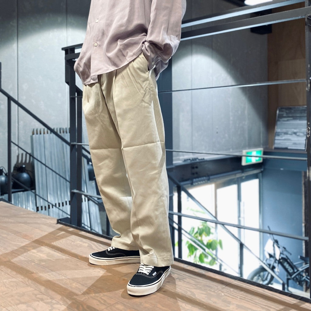 DOUBLE PLEATED CHINO TROUSERS #WHITE [23FW-WMP-PT01]