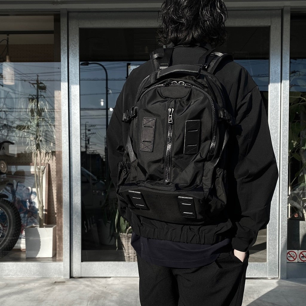 420 re/cor TRAVEL BP #BLACK [FCD30241B0001]