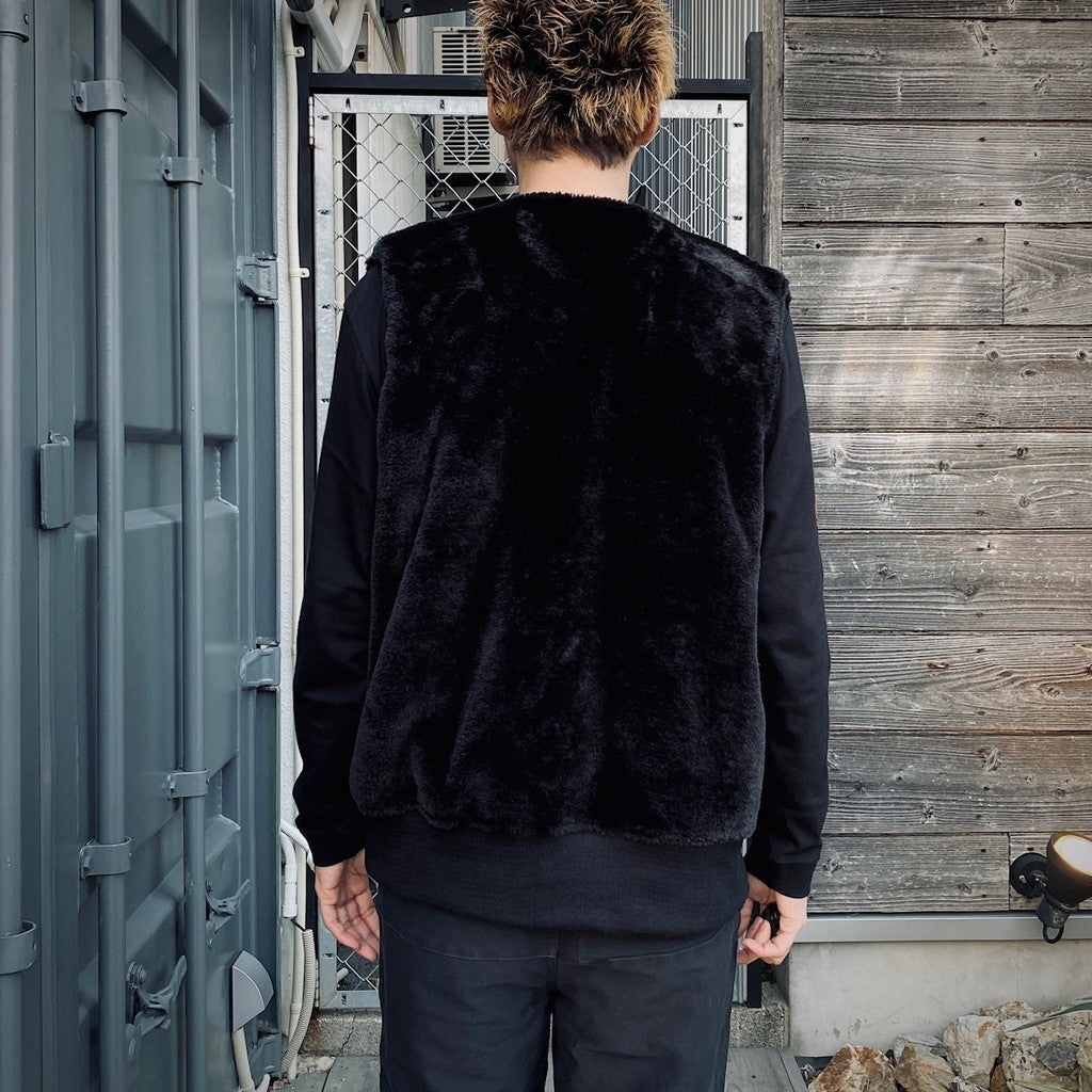 POLER 背心 #黑色 [RV2502701]