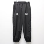 UMBRO | TRACK PANTS ( TYPE-1 ) #BLACK [26SS-WMO-UB02]