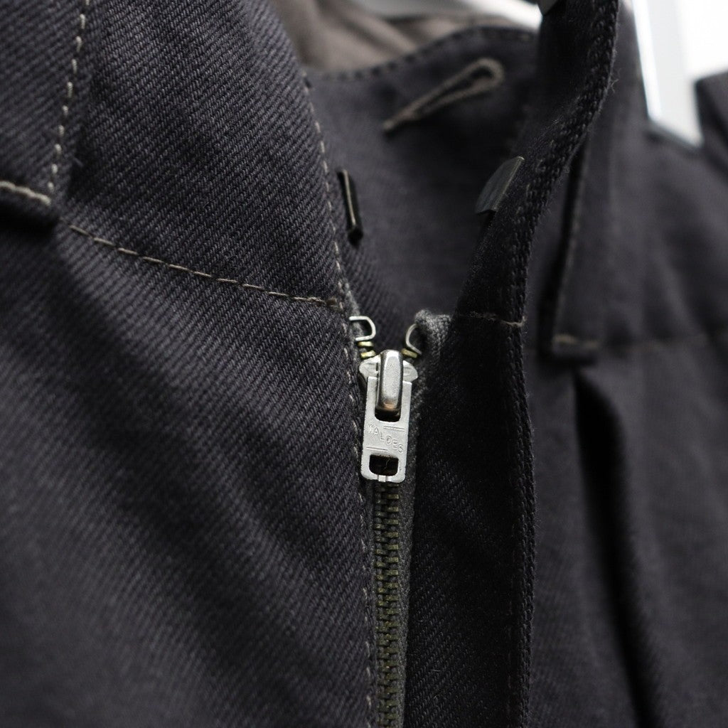 EIGHT #BLACK [AY-1001]