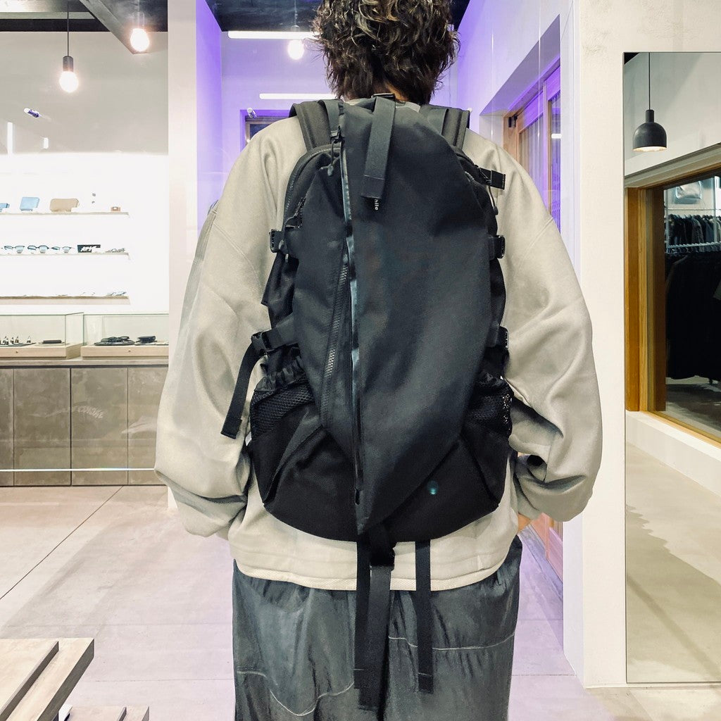 同時 | “GW-1U” CORDURA 尼龍“OUTSIDE”背包 #黑色 [GOOPI-25AW-SEP-03]