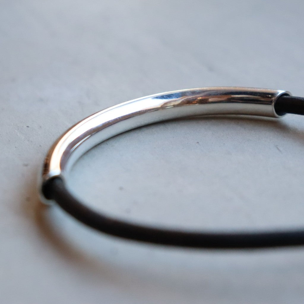 Round Leather Bracelet -Black- #SILVER [XOLB004L-BLK]