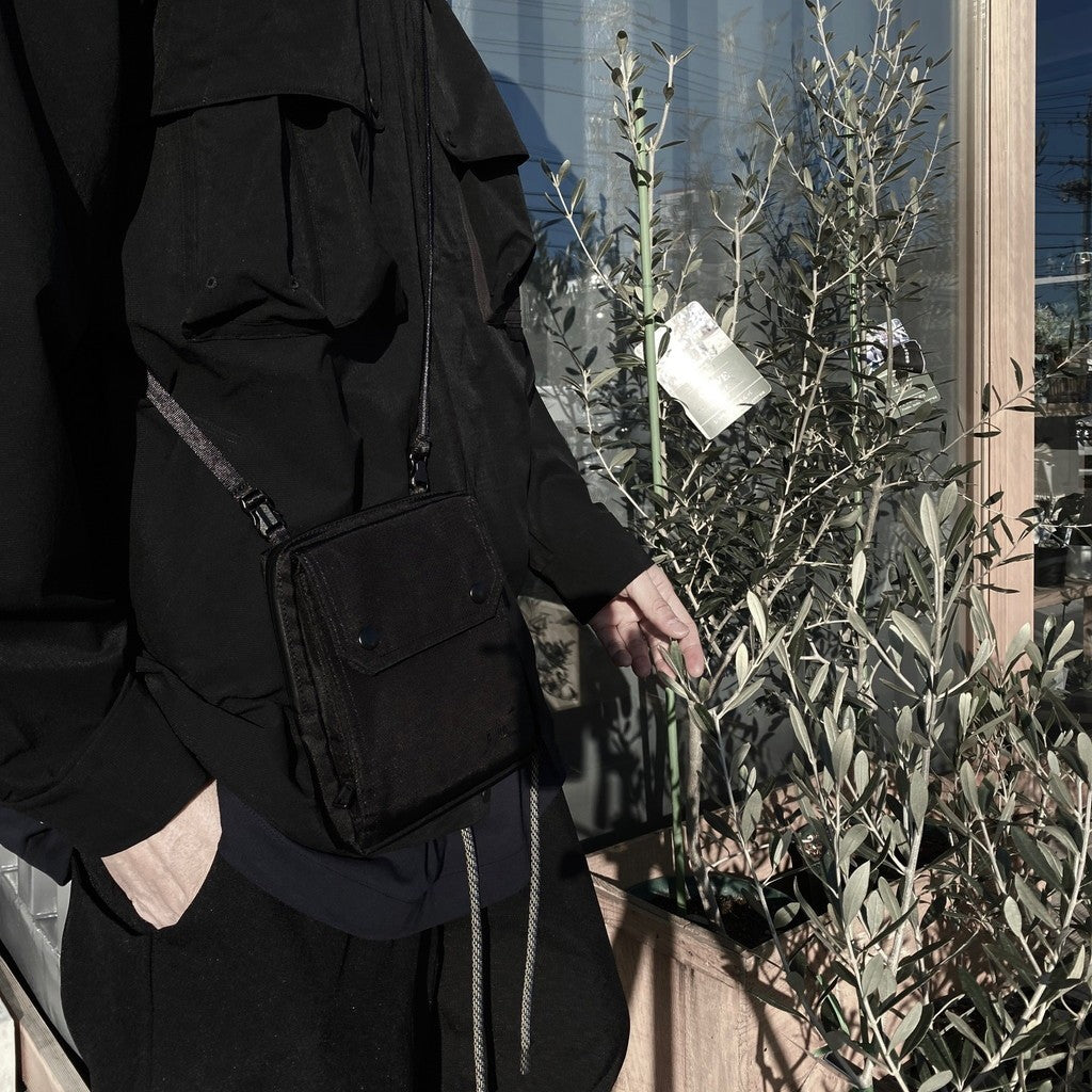 420 re/cor TRAVELLER #BLACK [FCD34241B0004]