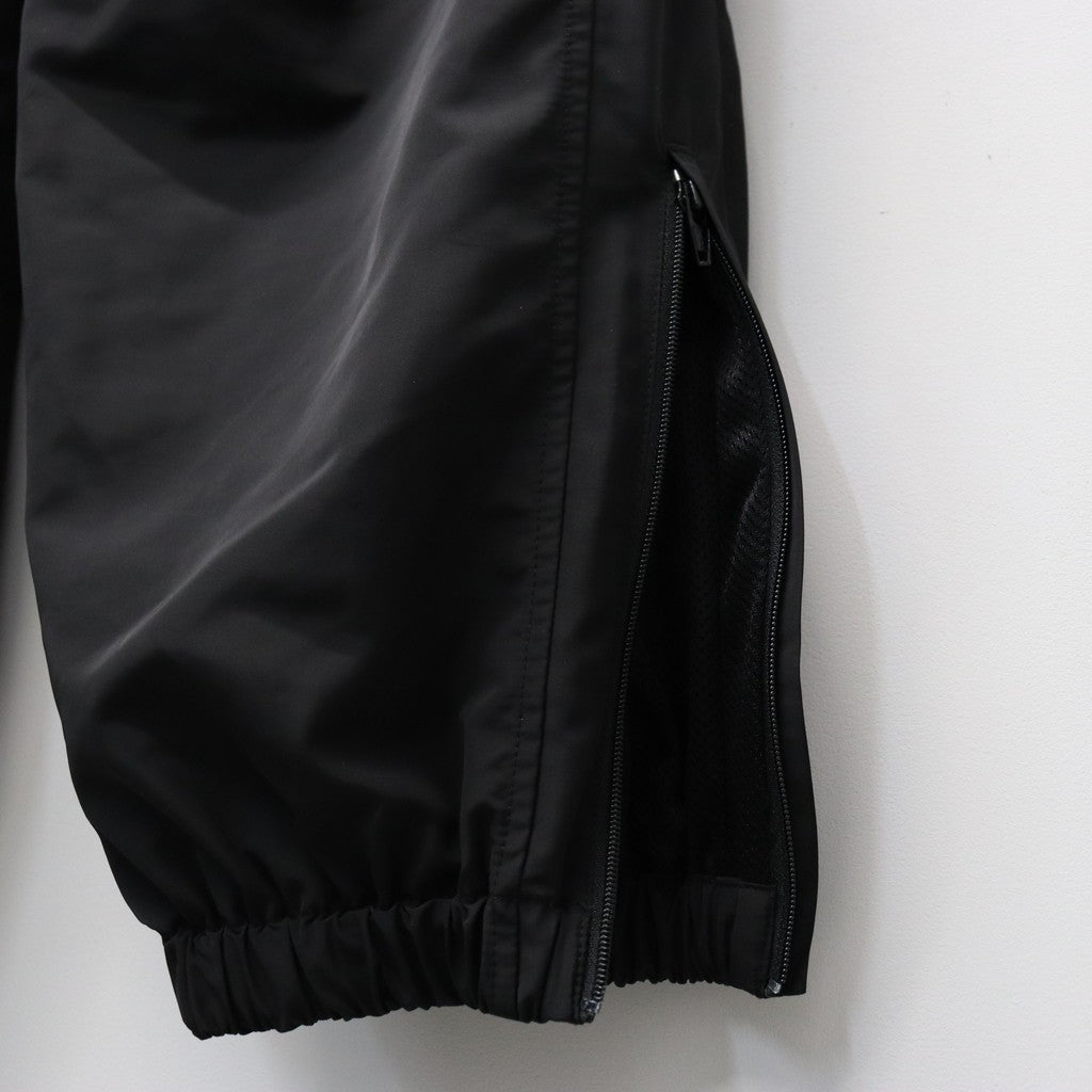 UMBRO | TRACK PANTS ( TYPE-1 ) #BLACK [26SS-WMO-UB02]