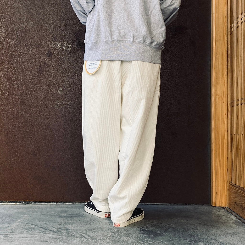 WALLIES #WHITE [F32620-PN22]