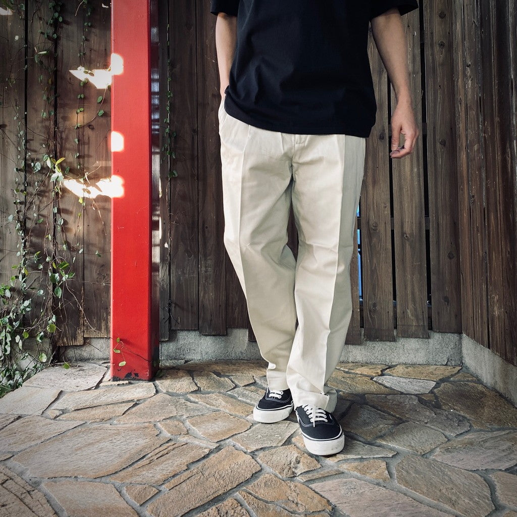DOUBLE PLEATED CHINO TROUSERS #L-BEIGE [25SS-WMP-PT13]