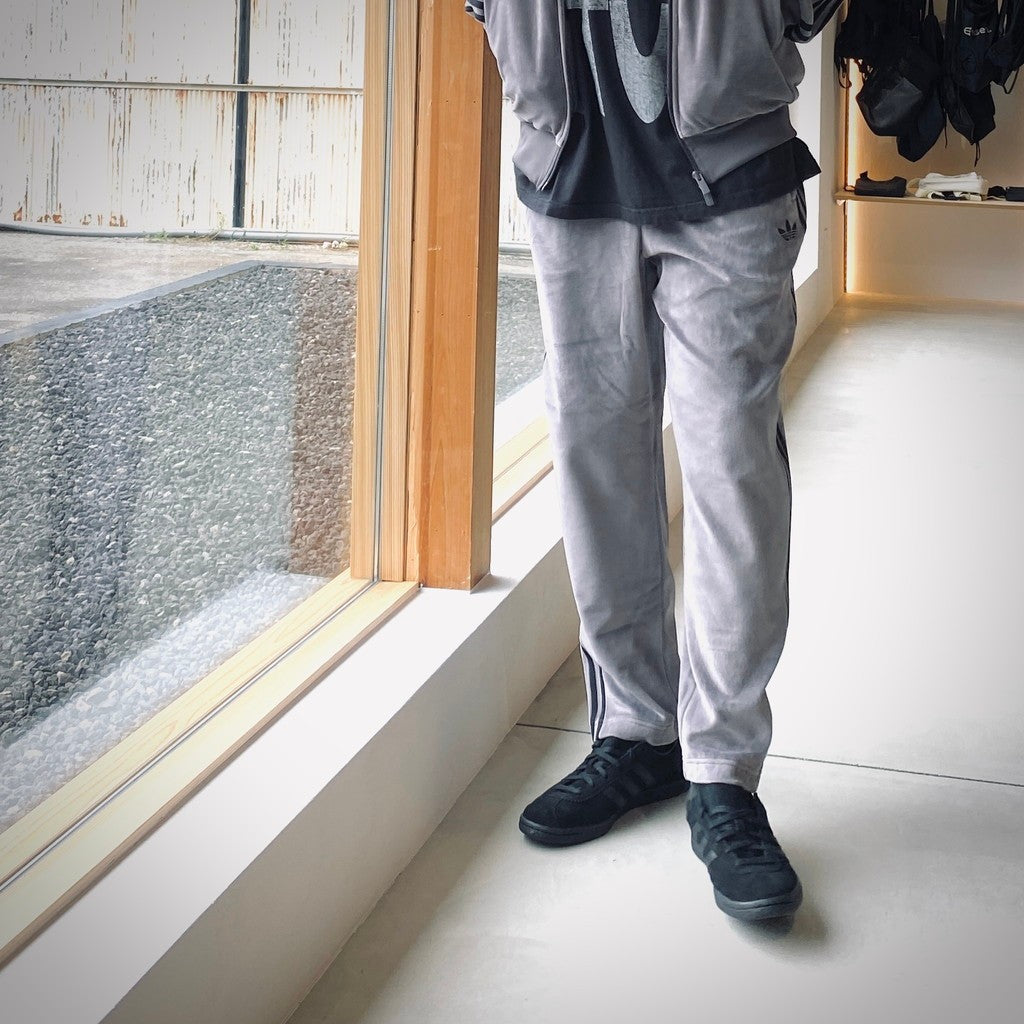 VELOUR SST PANT #グレーストレータ [JX1557]