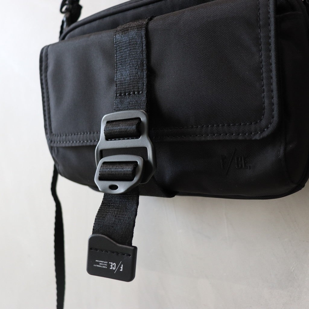 420 re/cor HOLIDAY #Black [FCD34252B0003]