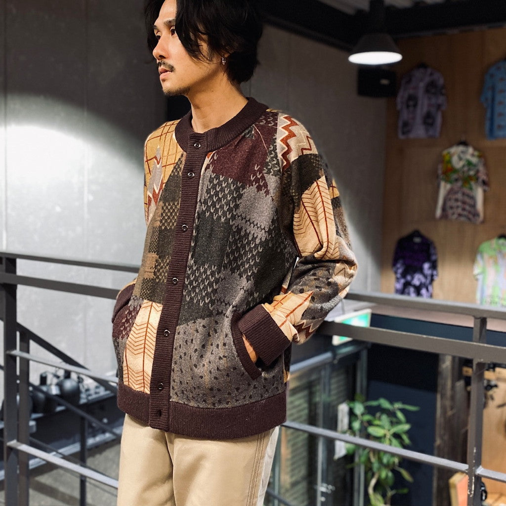 瘋狂圖案針織開襟衫#棕色 [SC2320-KN09]