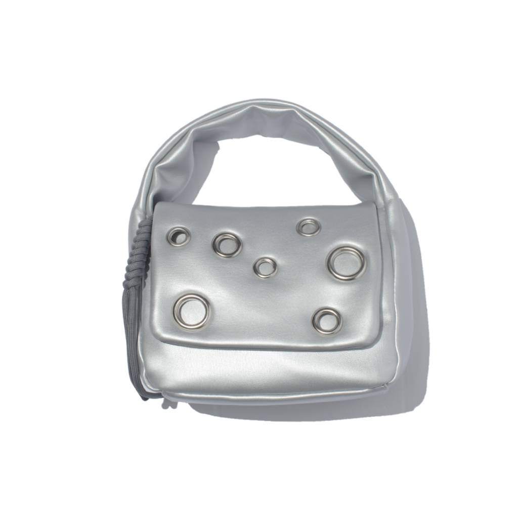 TECH LEATHER EYELET MINI POACH #SILVER [FEL34261B0006]