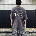 STRAIGHT UP S/S T-SHIRT #Charcoal [SS26-T04]