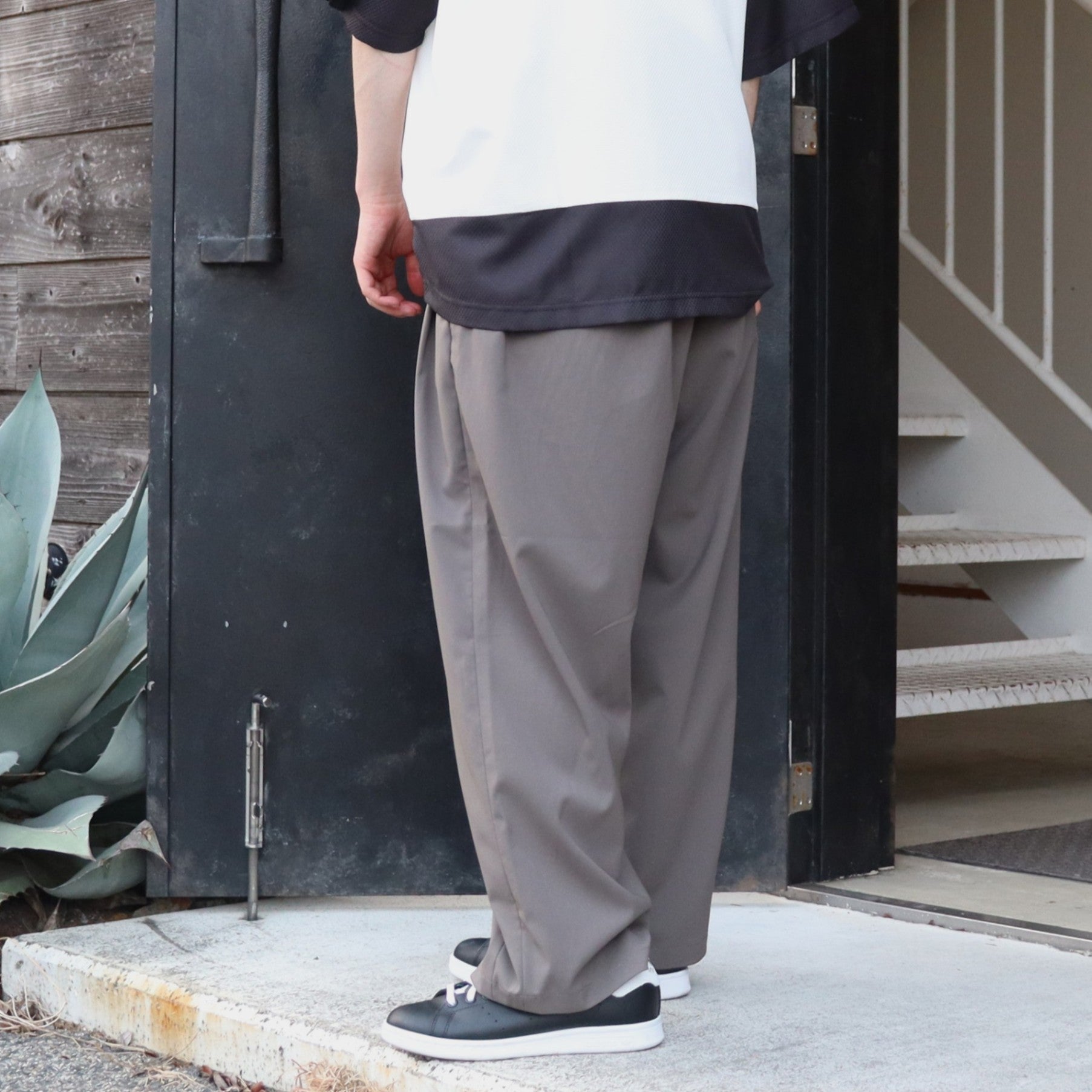 DRY BAGGY SLACKS #Charcoal [SU25-B08] – cocorozashi