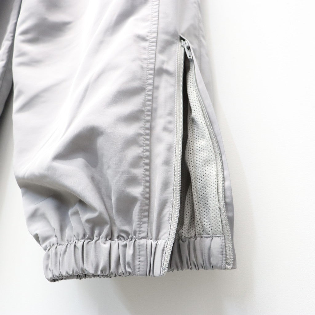 UMBRO | TRACK PANTS ( TYPE-1 ) #GRAY [26SS-WMO-UB02]