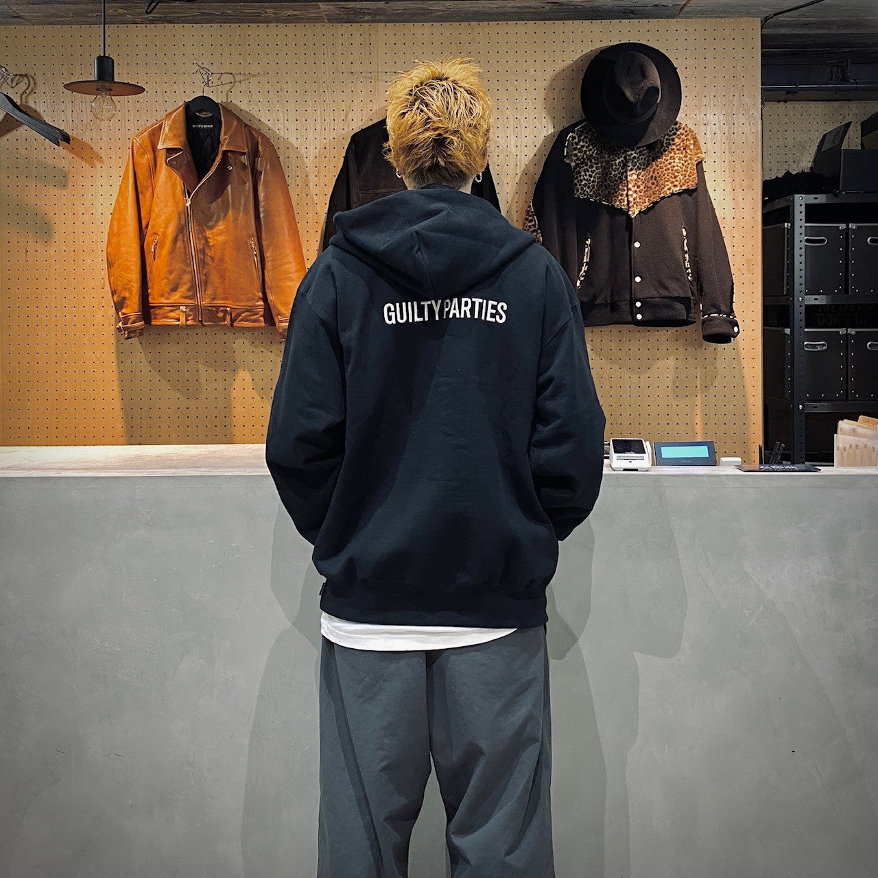 重磅全拉鍊連帽衛衣 #黑色 [25SSE-WMC-SS01]