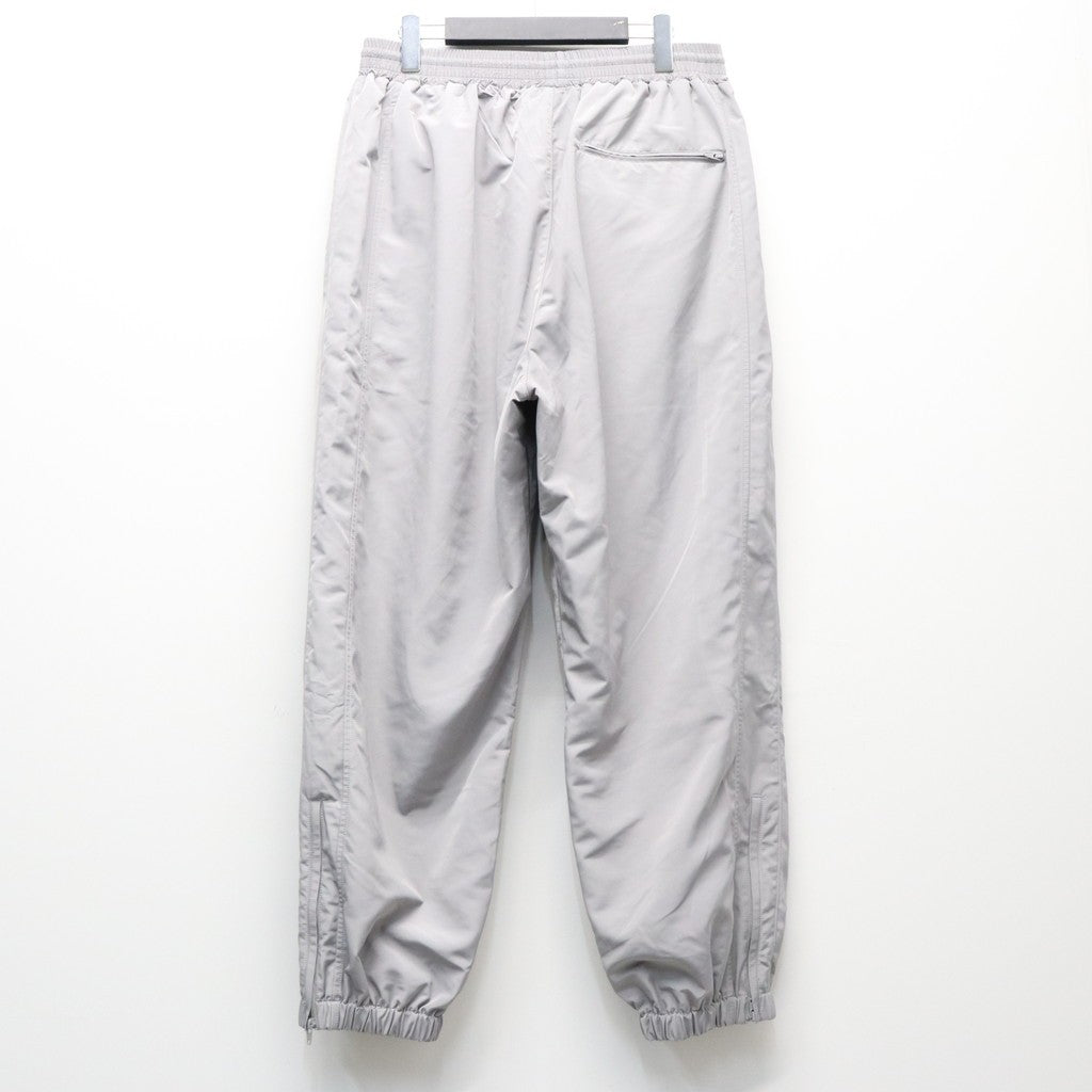 UMBRO | TRACK PANTS ( TYPE-1 ) #GRAY [26SS-WMO-UB02]