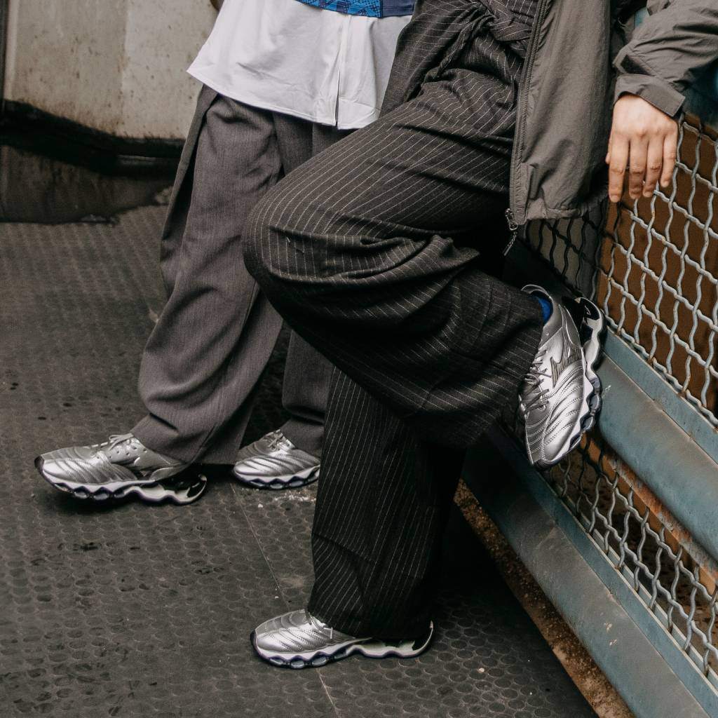 WAVE PROPHECY MORELIA NEO #SILVER / BLACK [D1GA255103]