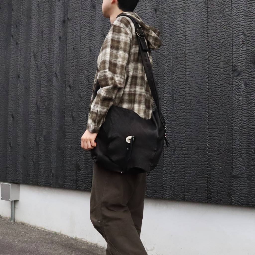 Early Morning | DEERSKIN LARGE MESSENGER BAG #BLACK [EM0924403]