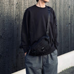 COTTON DIAGONAL FLEECE CREWNECK LENS SWEATSHIRT #BLACK 999 [20CMSS036A-110044G]