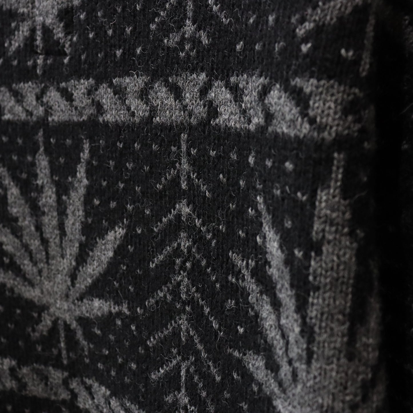 HIGHTIMES | CREW NECK SWEATER #BLACK [HIGHTIMES-WM-KN05]