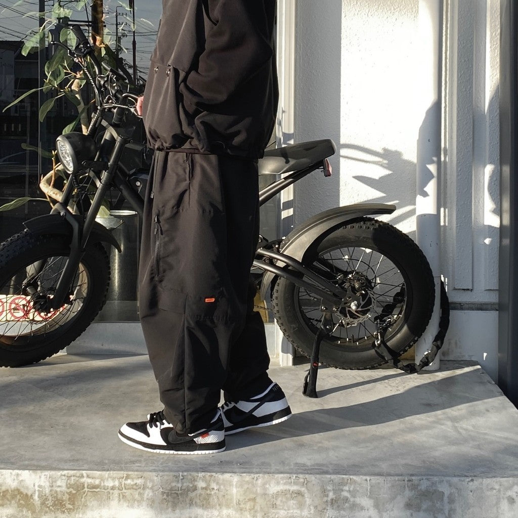 防撕裂氣球工裝褲 #黑色 [SS24-B01]