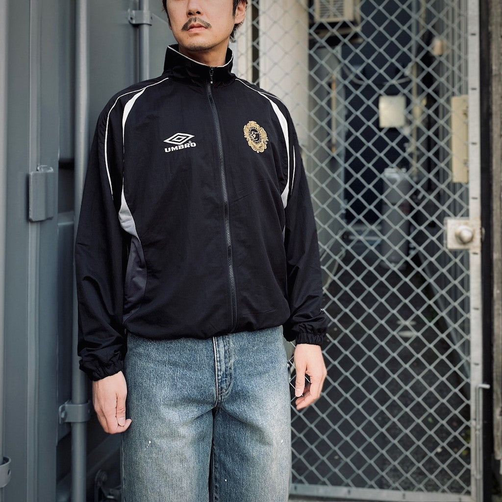 UMBRO | GRADATION TRACK JACKET #BLACK [25SS-FS-UMBRO-01 / FS1710]