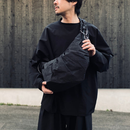 TEXTURED TWILL BODY BAG #BLACK [FTT36261B0008]