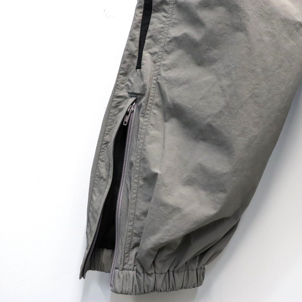 UMBRO | TRACK PANTS #GRAY [26FW-WMO-UB02]