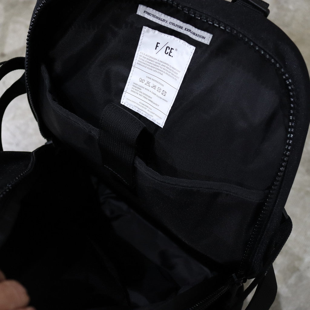 950 TRAVEL BP #BLACK [FNI30232B0002]