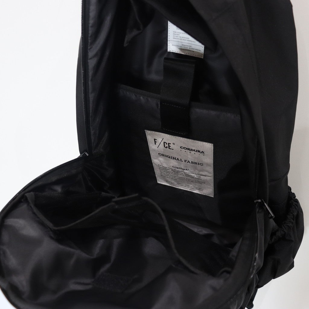 420 re/cor TECHNICAL DAY PACK #Black [FCD31251B0001]
