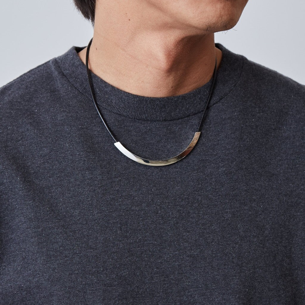 Triangle Leather Necklace -Black- #BLACK/SILVER [XOLN001-45-BLK]