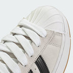 SUPERSTAR ST #クリスタルホワイト/コアブラック/ガム [KI3511]