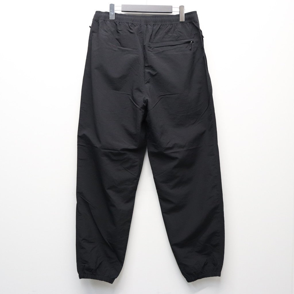Versatile Pant #K / ブラック [NB32651]