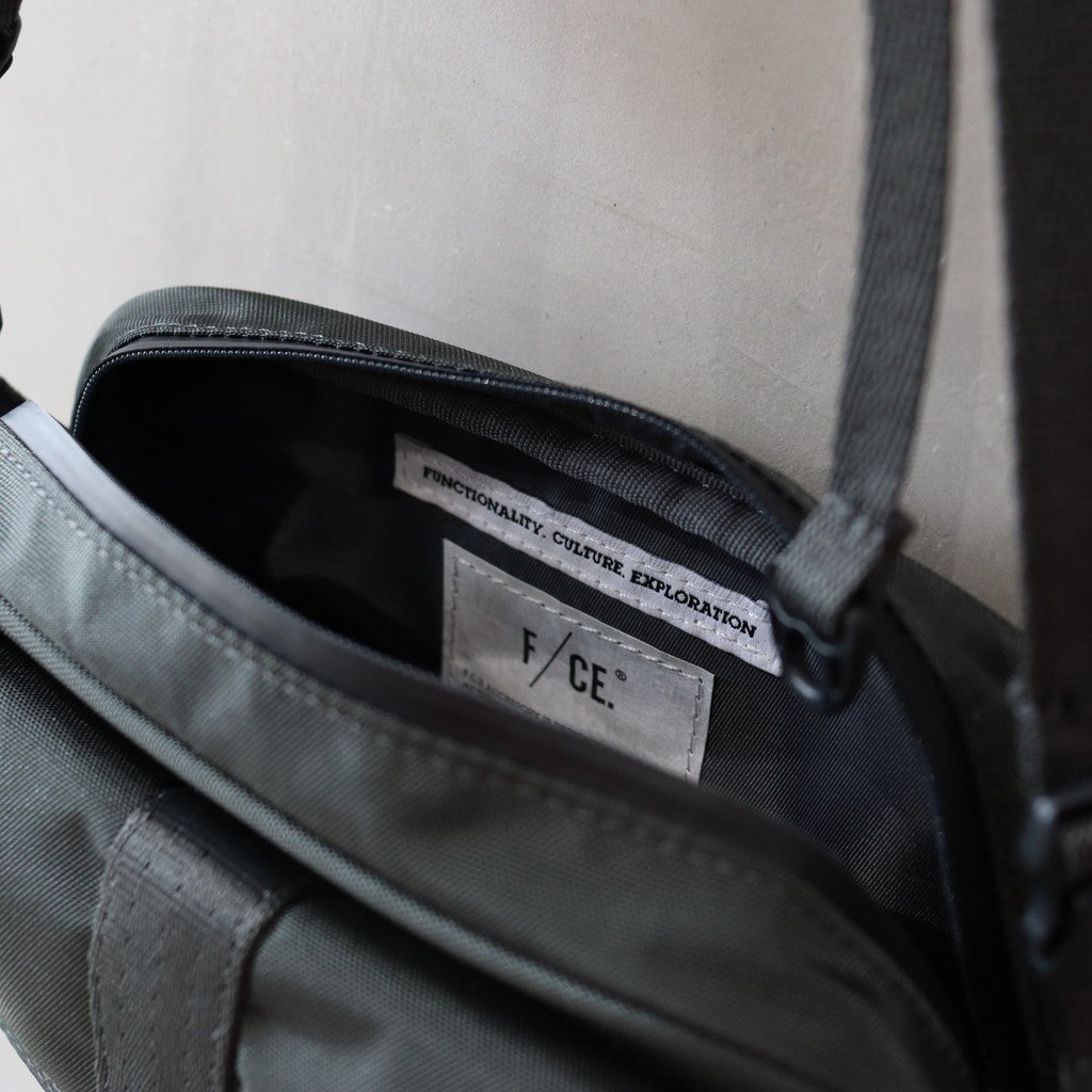 420 re/cor HOLIDAY #Gray [FCD34252B0003]