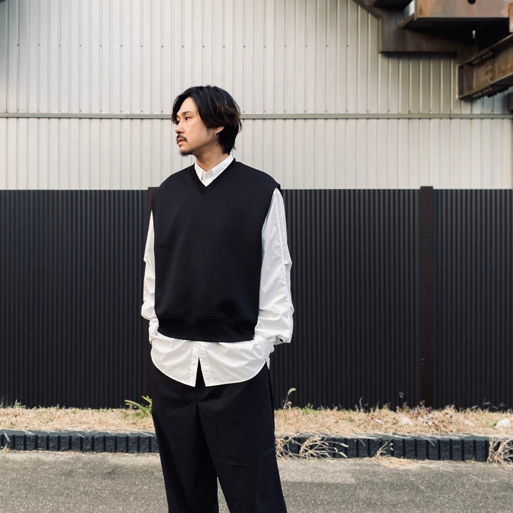 TECH SCUBA KNIT VEST #BLACK [BE-42026]