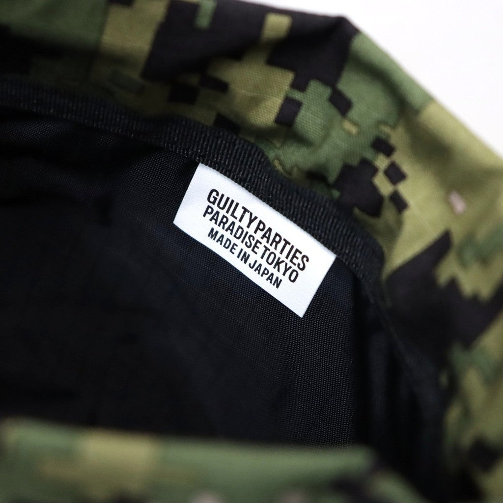 DIGITALCAMO SHOULDER POUCH #KHAKI [26FWE-WMA-BG03]