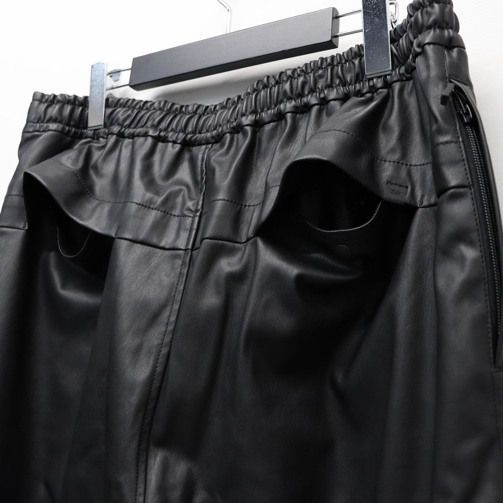 TECH SYNTHETIC SKIN WINDBREAKER PANTS #BLACK [BP-40025W]