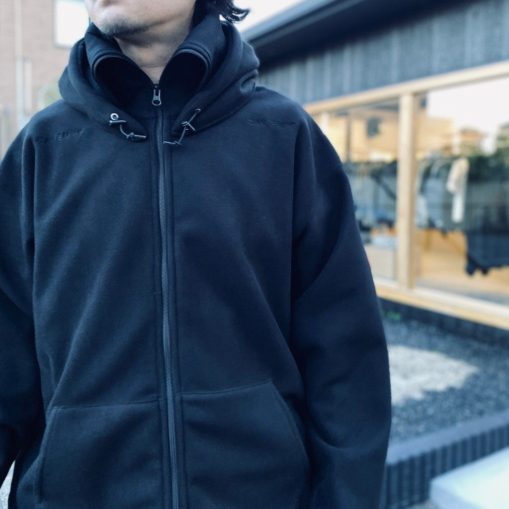 ATTACHED HOOD FLEECE ZIP UP #BLACK [CES29CS18]